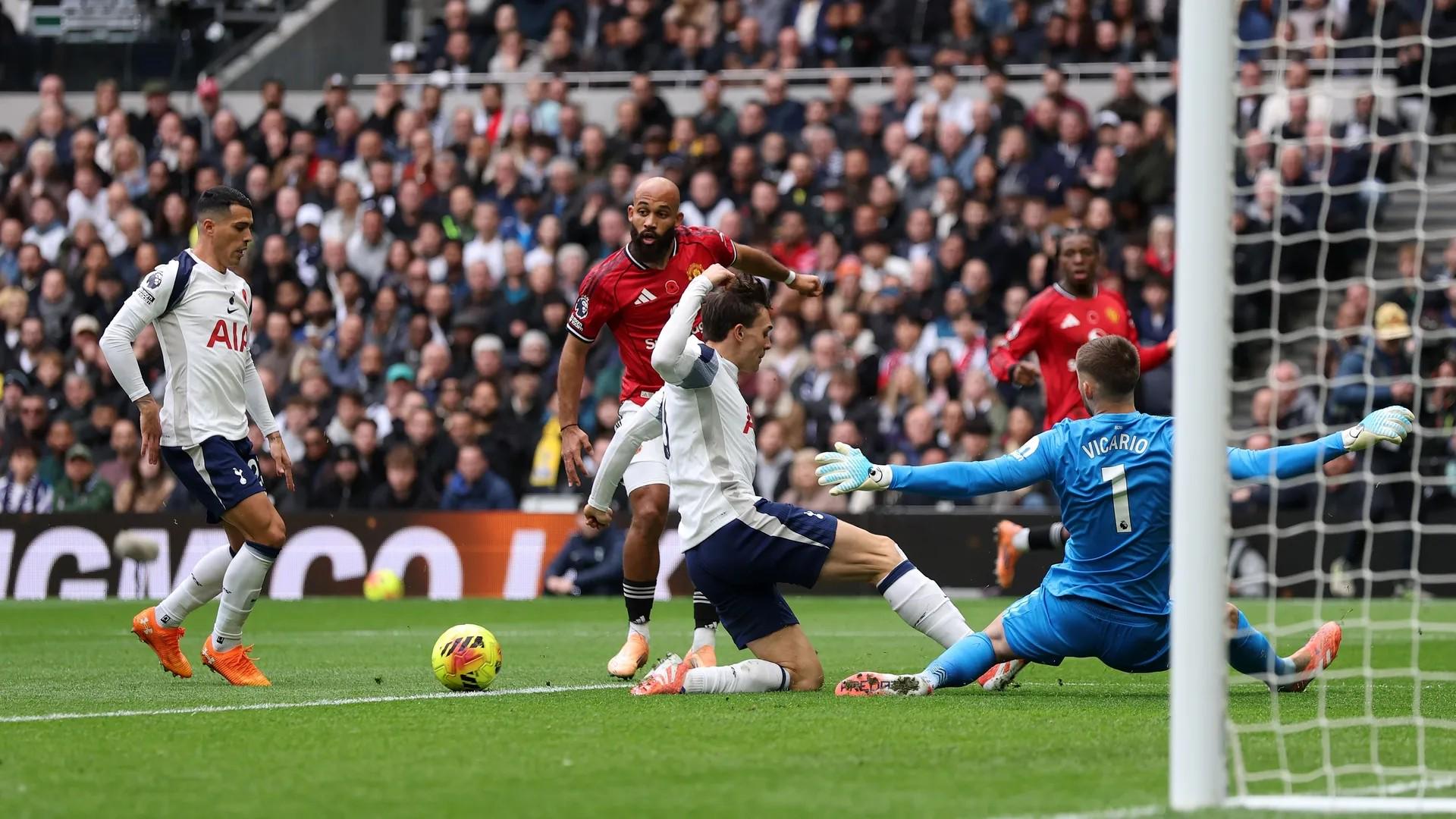 米兰名宿博列洛涛本赛季的米兰：目前球队成绩很好，但阿莱格里缺个我这样的中锋