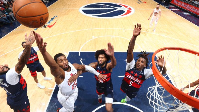 12月8日NBA焦点战：绿军猛龙分区内战，湖勇迎东部劲旅考验