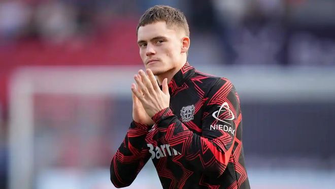 广东男篮33分大胜晋级八强，徐杰23+6胡明轩复出10+3，王洪泽9分