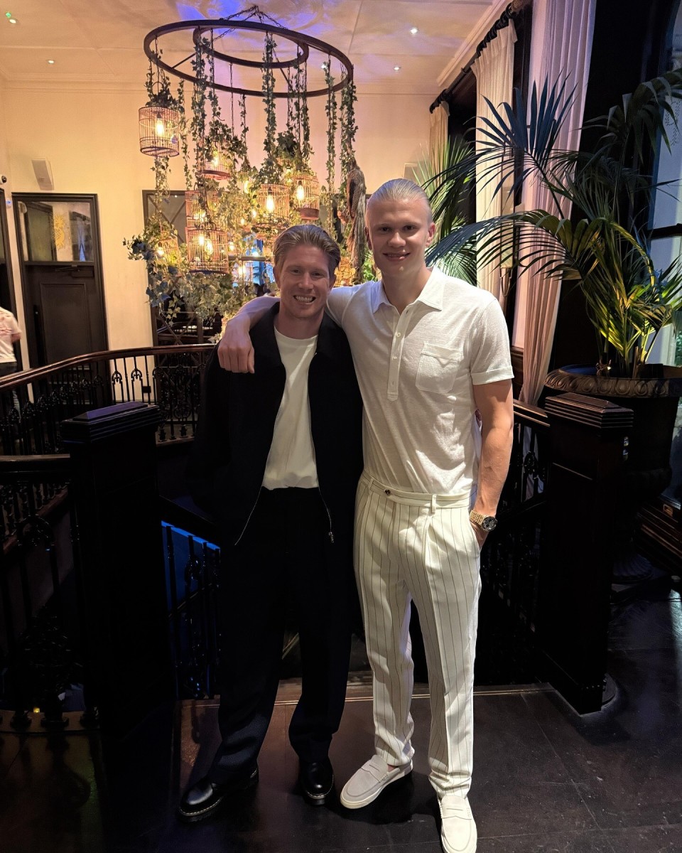 他这球的滞空时间太夸张