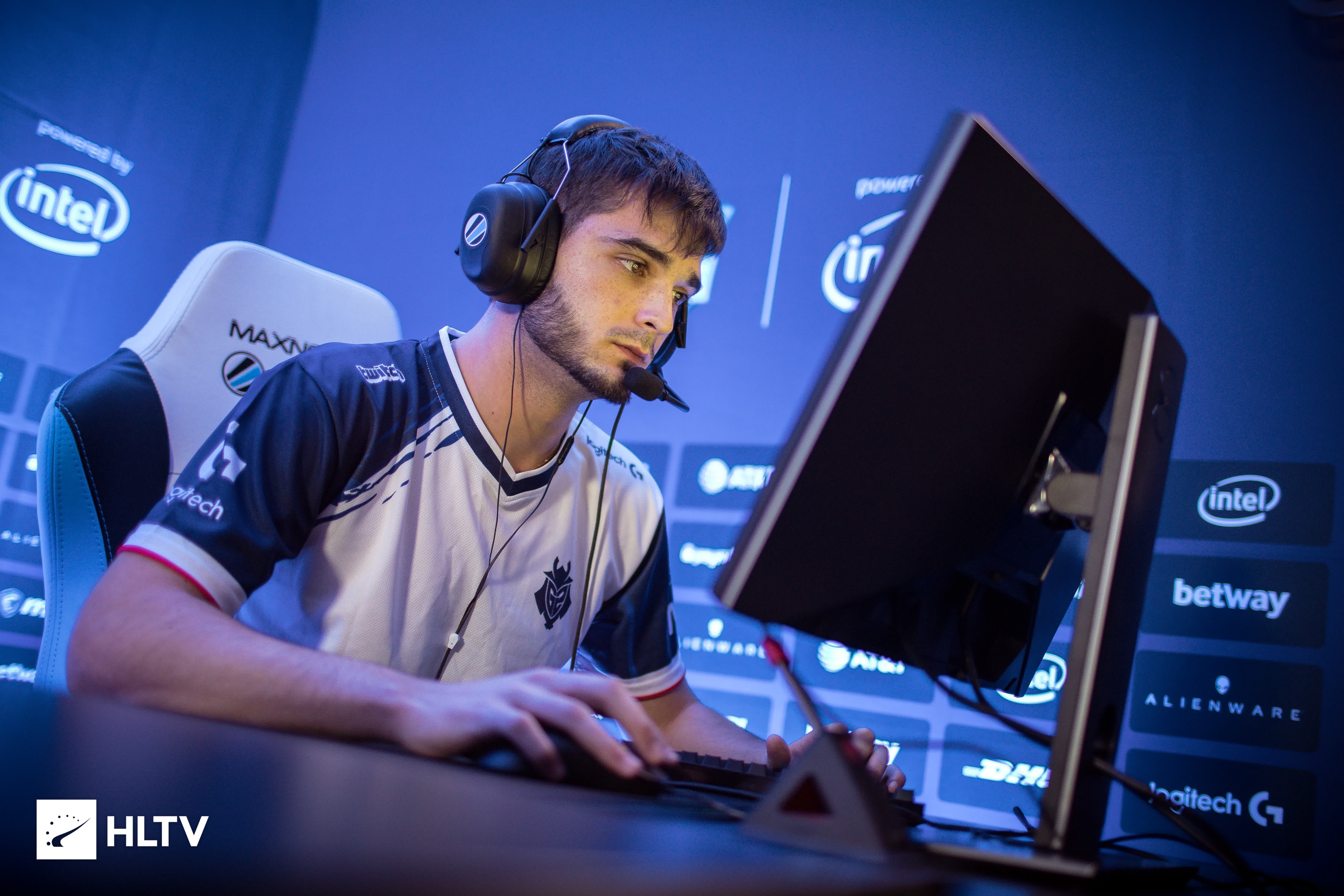 北京队打出 北京队打出